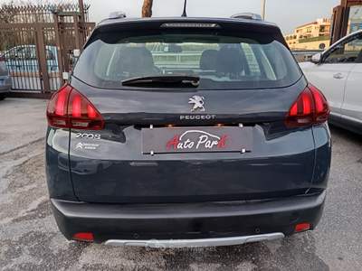 Peugeot 2008 1.2 PureTech Turbo 110CV Allure Grigio usata Giugliano in Campania