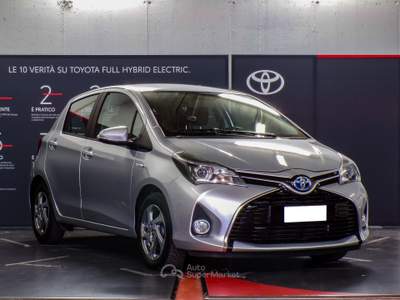 Toyota Yaris Active my16 Argento usata Saint-Christophe