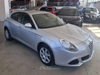 Alfa Romeo Giulietta Giulietta 1.6 jtdm(2) Progression c/CL Argento usata Orvieto