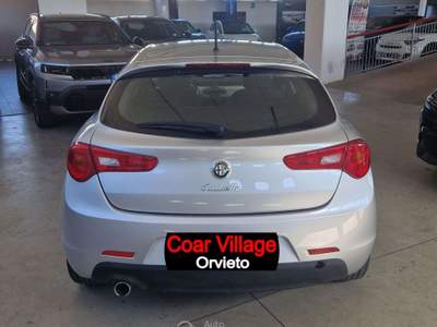 Alfa Romeo Giulietta Giulietta 1.6 jtdm(2) Progression c/CL Argento usata Orvieto