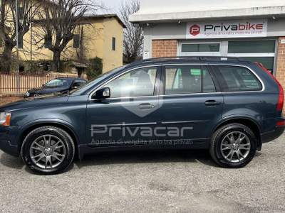 Volvo XC90 VOLVO XC90 2.4 D5 185 CV aut. AWD Executive Blu/Azzurro usata Foligno