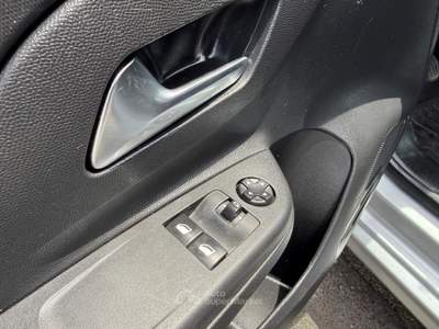 Opel Corsa Elegance Cambio Manuale Argento usata Roma