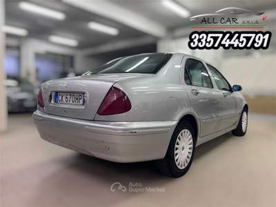 Lancia Lybra JTD cat LX Argento usata Leini