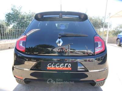 Renault Twingo Techno 22kw 17800km|2023 Nero usata Noto