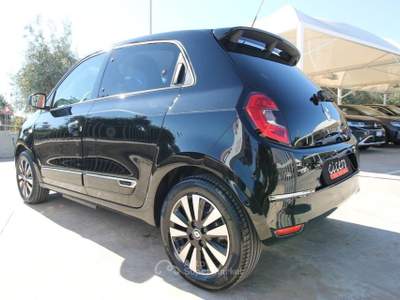 Renault Twingo Techno 22kw 17800km|2023 Nero usata Noto