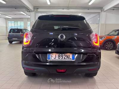 SsangYong Tivoli GO Be Hot Aebs Nero usata Leini