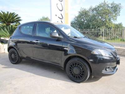 Lancia Ypsilon 1.0 5p Hybrid Silver |2022 Nero usata Noto