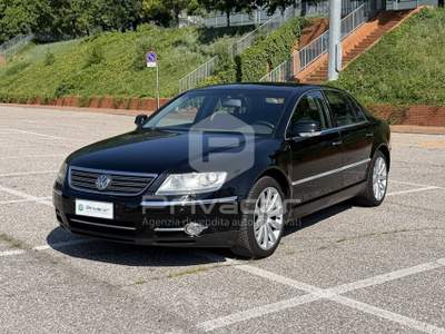 Volkswagen Phaeton VOLKSWAGEN Phaeton 3.0/240 V6 TDI DPF 4mot. tip. 5 posti Nero usata Trento