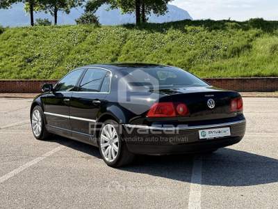 Volkswagen Phaeton VOLKSWAGEN Phaeton 3.0/240 V6 TDI DPF 4mot. tip. 5 posti Nero usata Trento