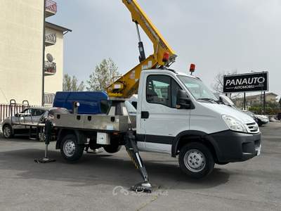 Iveco Daily 35 S10 midicab p.m. Bianco usata Acireale