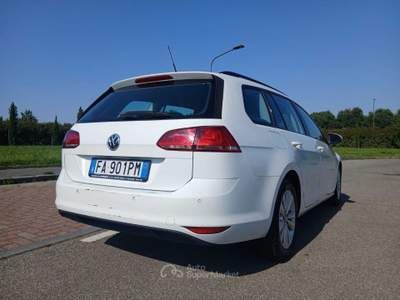 Volkswagen Golf cambio automatico Bianco usata Massa