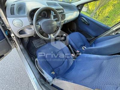 Fiat Punto FIAT Punto 1.2i cat 5 porte Grigio usata Milano