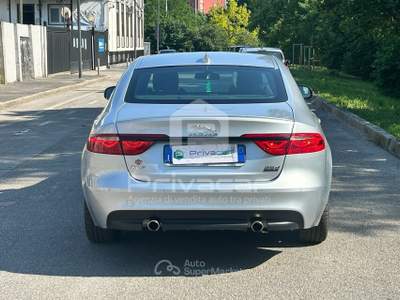 Jaguar XF JAGUAR XF 2.0 D 240 CV AWD aut. R-Sport Grigio usata Milano