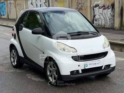 Smart ForTwo SMART fortwo 1000 52 kW coupé pulse Bianco usata Milano