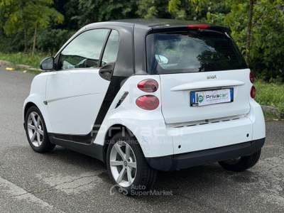 Smart ForTwo SMART fortwo 1000 52 kW coupé pulse Bianco usata Milano