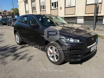 Jaguar F-Pace JAGUAR F-Pace 2.0 D 180 CV AWD aut. Prestige Grigio usata Milano
