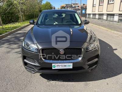 Jaguar F-Pace JAGUAR F-Pace 2.0 D 180 CV AWD aut. Prestige Grigio usata Milano