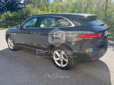 Jaguar F-Pace JAGUAR F-Pace 2.0 D 180 CV AWD aut. Prestige Grigio usata Milano