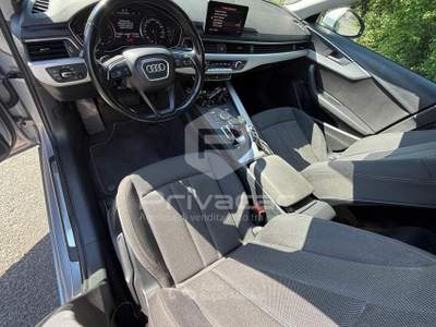 Audi A4 AUDI A4 Avant 2.0 TDI 122 CV S tronic Business Grigio usata Milano