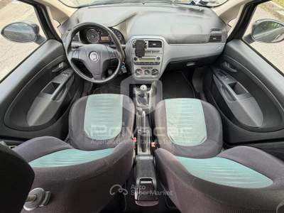 Fiat Grande Punto FIAT Grande Punto 1.4 5 porte Dynamic Grigio usata Milano
