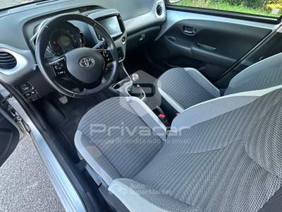 Toyota Aygo TOYOTA Aygo Connect 1.0 VVT-i 72 CV 5 porte x-cool Grigio usata Milano