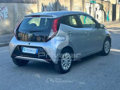 Toyota Aygo TOYOTA Aygo Connect 1.0 VVT-i 72 CV 5 porte x-cool Grigio usata Milano
