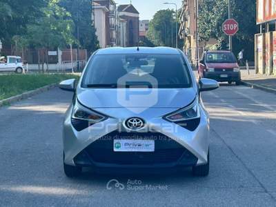 Toyota Aygo TOYOTA Aygo Connect 1.0 VVT-i 72 CV 5 porte x-cool Grigio usata Milano