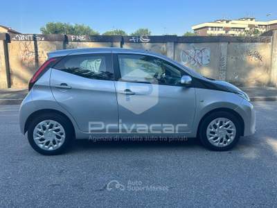 Toyota Aygo TOYOTA Aygo Connect 1.0 VVT-i 72 CV 5 porte x-cool Grigio usata Milano