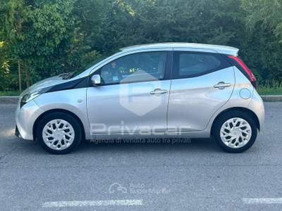 Toyota Aygo TOYOTA Aygo Connect 1.0 VVT-i 72 CV 5 porte x-cool Grigio usata Milano