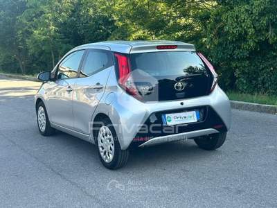 Toyota Aygo TOYOTA Aygo Connect 1.0 VVT-i 72 CV 5 porte x-cool Grigio usata Milano