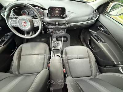 Fiat Tipo FIAT Tipo 1.4 5 porte Easy Business Bianco usata Milano