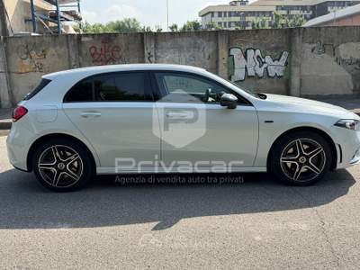 Mercedes-Benz Classe A MERCEDES A 250 e Automatic EQ-Power Premium Bianco usata Milano