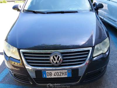 Volkswagen Passat 4x4 GPL Marrone usata Viareggio