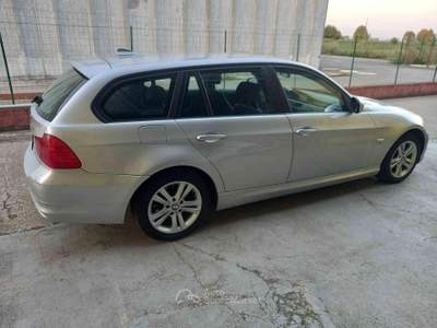 BMW Serie 3 320d 320 d cat xDrive Touring Eletta 4x4 usata Porto Mantovano