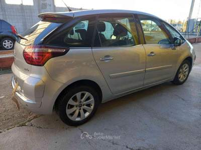 Citroen C4 Picasso 1.6 HDi Exclusive NEOPATENTA usata Porto Mantovano