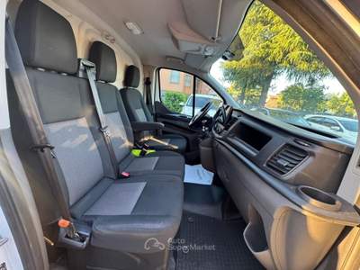 Ford Transit Custom 280 2.0 TDCi 130 PC Furgone Titanium Bianco usata San Lazzaro di Savena