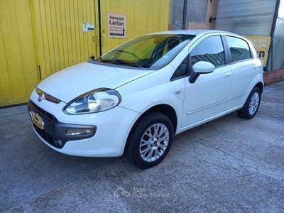 Fiat Punto Evo 5 porte Emotion Natural Power usata Porto Mantovano