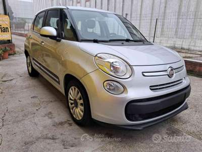 Fiat 500L 1.4 95 CV Lounge GPL ok neopatentati usata Porto Mantovano