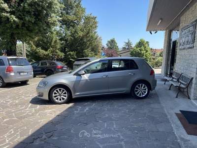 Volkswagen Golf 5p. Highline BlueMotion Technology NEO PATENTATI Grigio usata Perugia