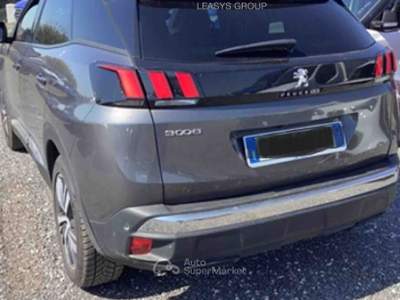 Peugeot 3008 PEUGEOT 3008 1.5HDI 130CV AT8 ALLUR PACK 2023 Grigio usata Montesarchio