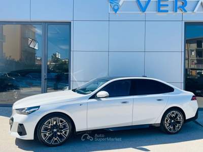 BMW Serie 5 520d 520d 48V xDrive Msport - ANTICIPO €12.900 noleggio no scoring Bianco usata Gela