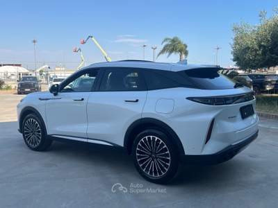 Omoda 5 9 SHS-P 1.5 tgdi phev Premium - possibilità noleggio no scoring Bianco usata Gela