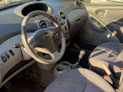 Toyota Yaris Yaris 5p 1.3 Luna Blu/Azzurro usata Ripalta Cremasca