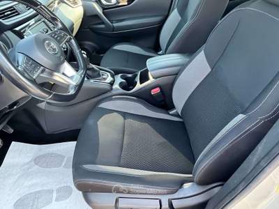 Nissan Qashqai Qashqai  1.5 dci Business 115cv dct Argento usata Buja