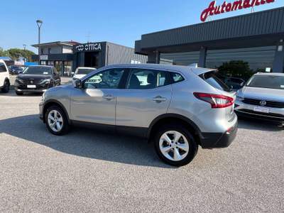 Nissan Qashqai Qashqai  1.5 dci Business 115cv dct Argento usata Buja