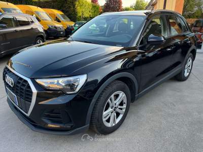 Audi Q3 2.0 tdi Business Advanced s-tronic Nero usata Trevenzuolo