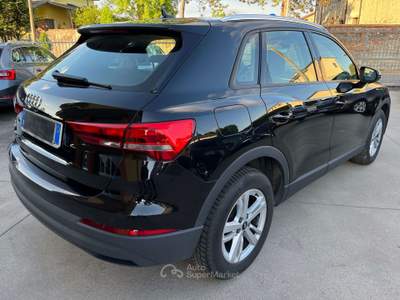 Audi Q3 2.0 tdi Business Advanced s-tronic Nero usata Trevenzuolo