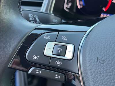 Volkswagen T-Roc 2.0 tdi Sport 150cv UNICOPROPRIETARIO! MATRIX! Blu/Azzurro usata Trevenzuolo