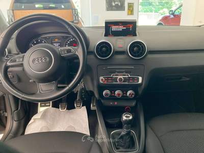 Audi A1 A1 I 2015 Sportback Sportback 1.0 tfsi ultra Sport 95cv Grigio usata Villasanta