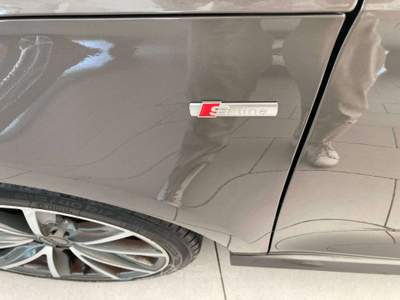 Audi A1 A1 I 2015 Sportback Sportback 1.0 tfsi ultra Sport 95cv Grigio usata Villasanta